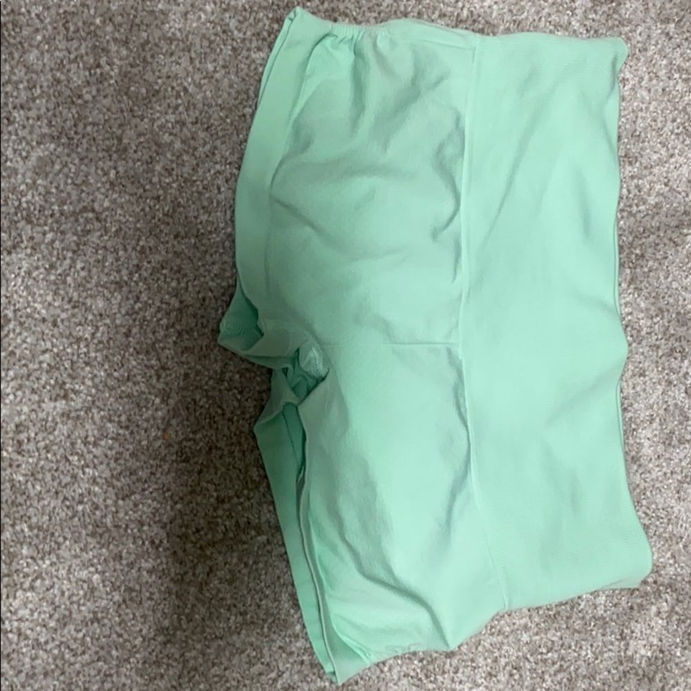 Lululemon short
